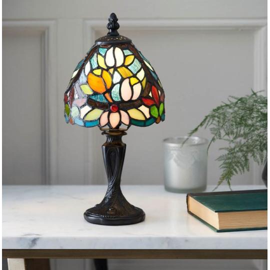 kis meretu elegans klasszikus kezmuves idotallo  premium meghitt harmonikus egyedi  handmade nosztalgikus stilusos tiffany  mintas asztali lampa 2.jpg